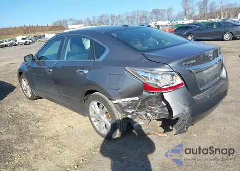 2015 Nissan Altima 2.5 Sv из США, поврежденный, VIN 1N4AL3AP9FC276635